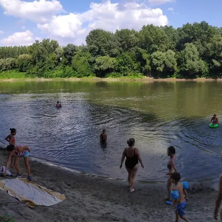 Faluház Tiszasüly Vendégház Tiszasuly